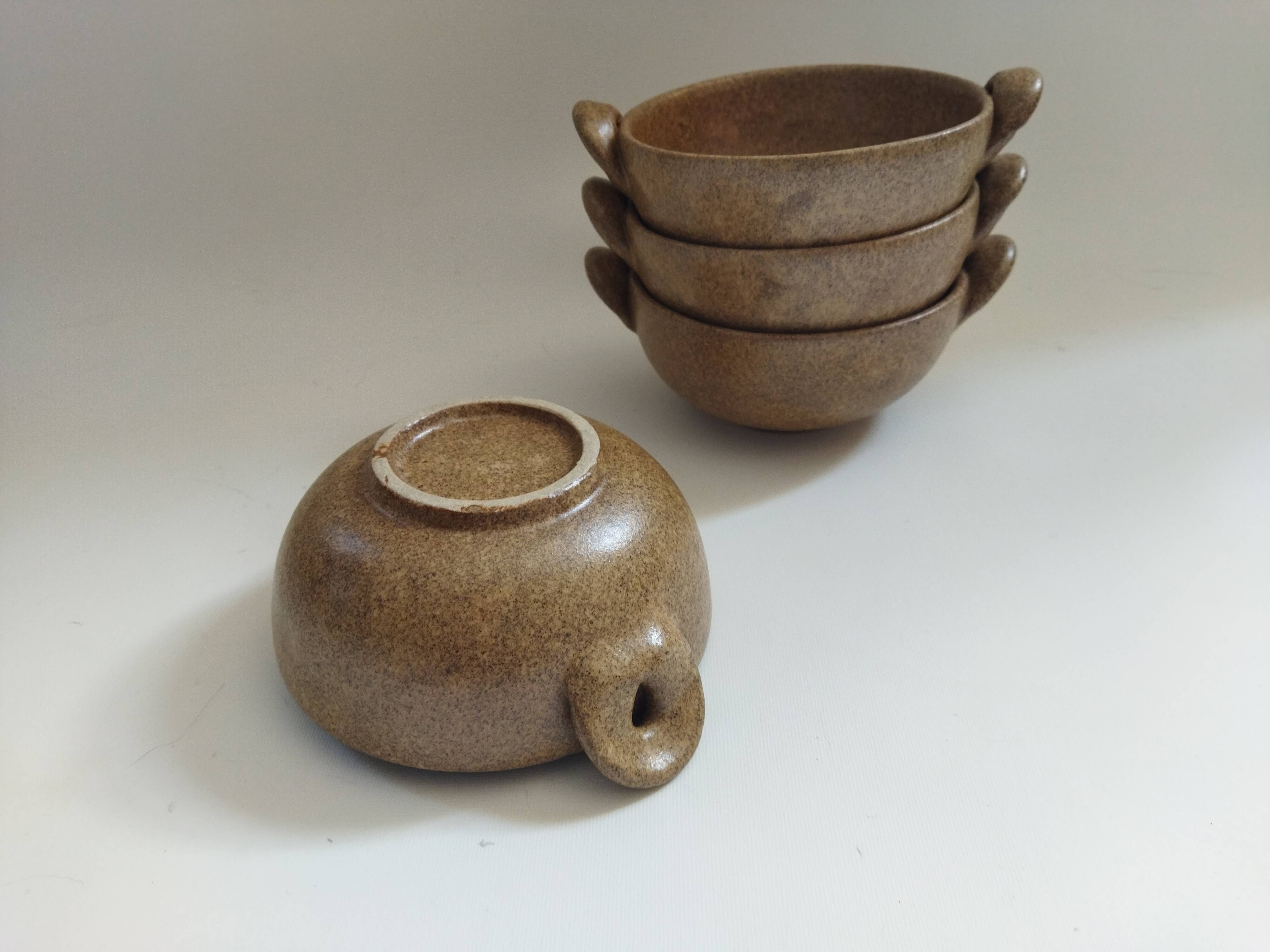 4 stoneware ear bowls