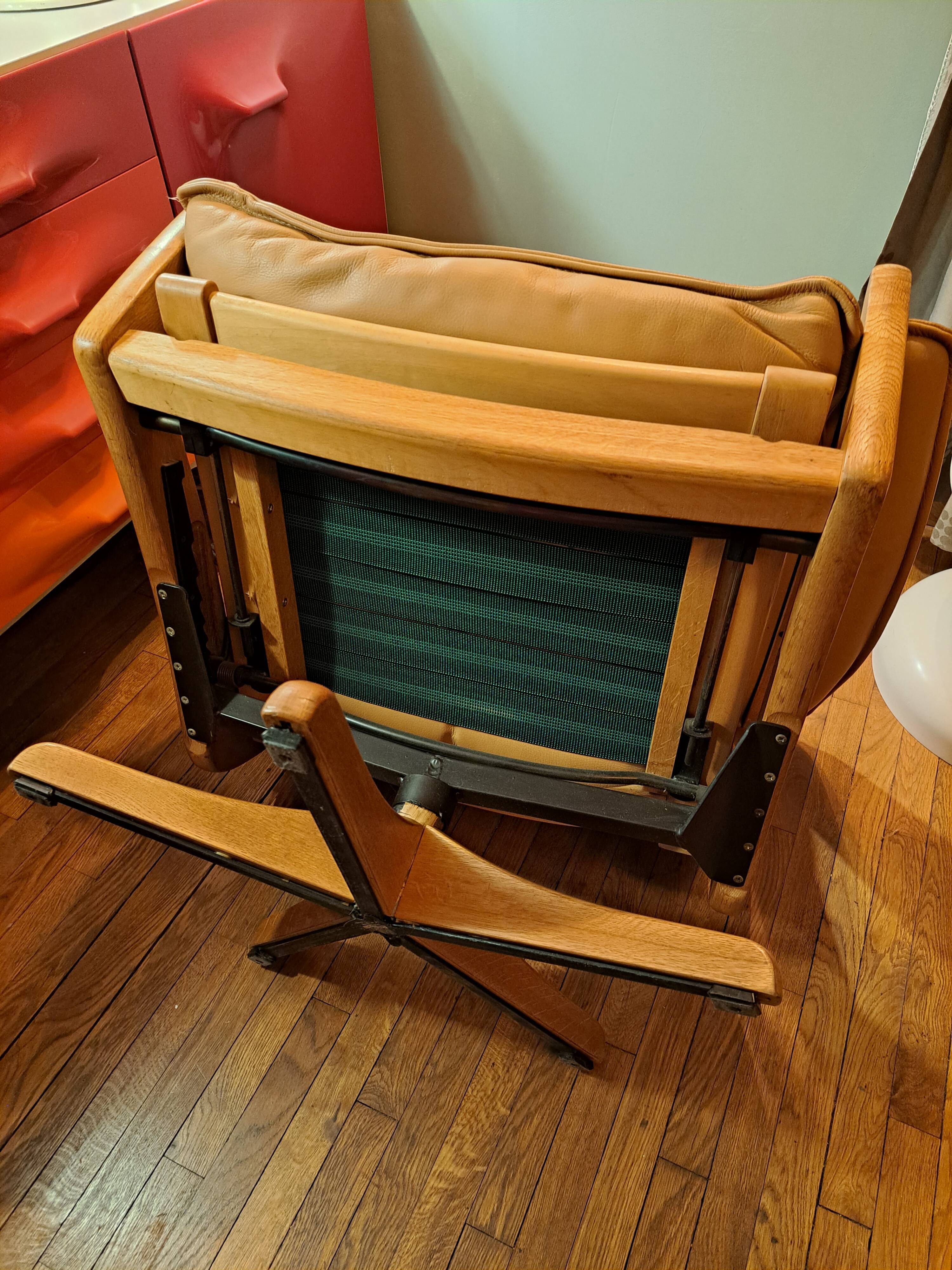 Pairs of armchairs and ottoman by Soda Galvano for Lied Mobler, Norway 1970