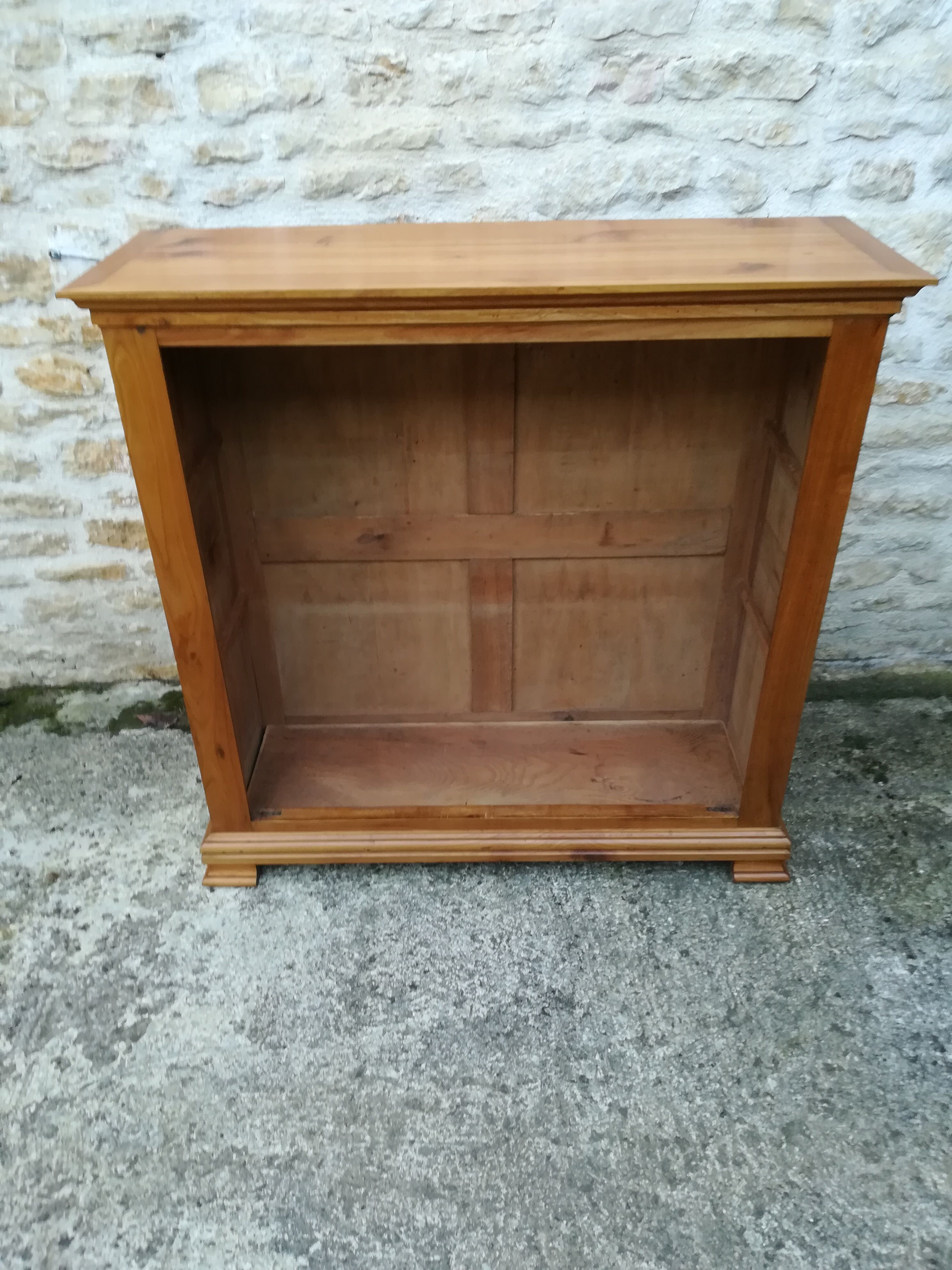 Solid cherrywood showcase