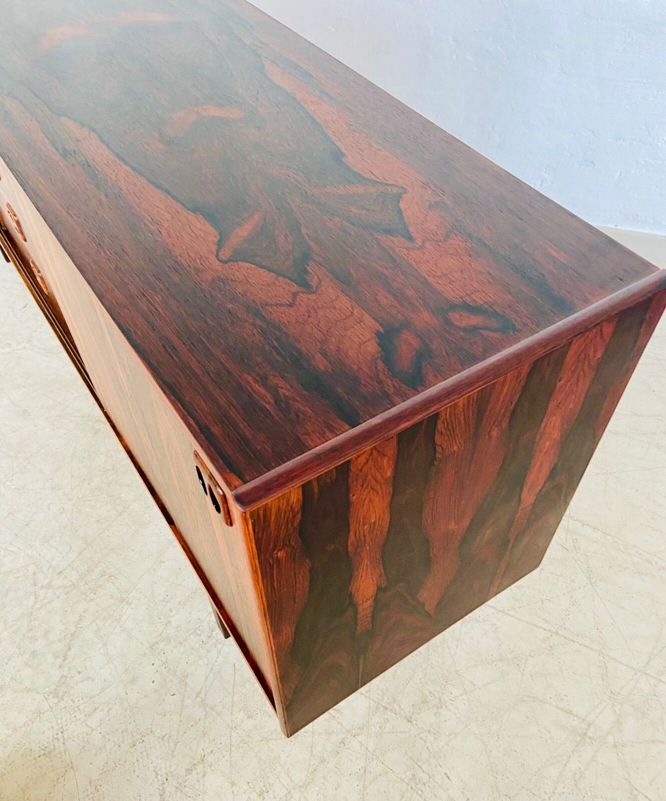 Vintage retro Danish mid-century rosewood sideboard by Kai Winding 1960s