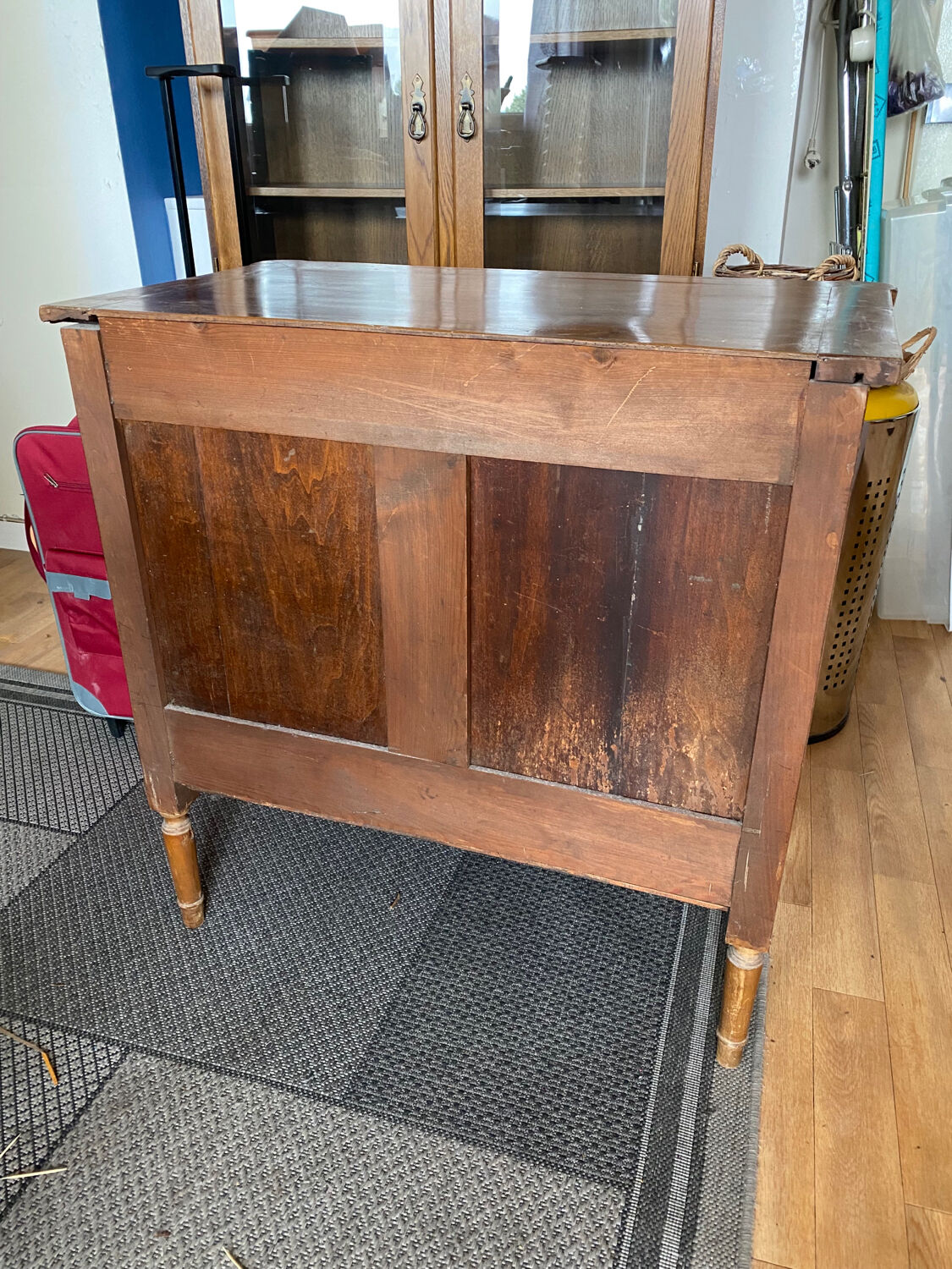 Antique wooden chest of drawers gilded brass cuffs
