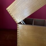 Wooden high box for grading