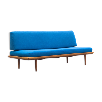 France & Son 'Minerva’ sofa by Peter Hvidt & Orla Mølgaard-Nielsen