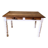 Farm table