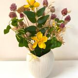 Vase graphique blanc strié