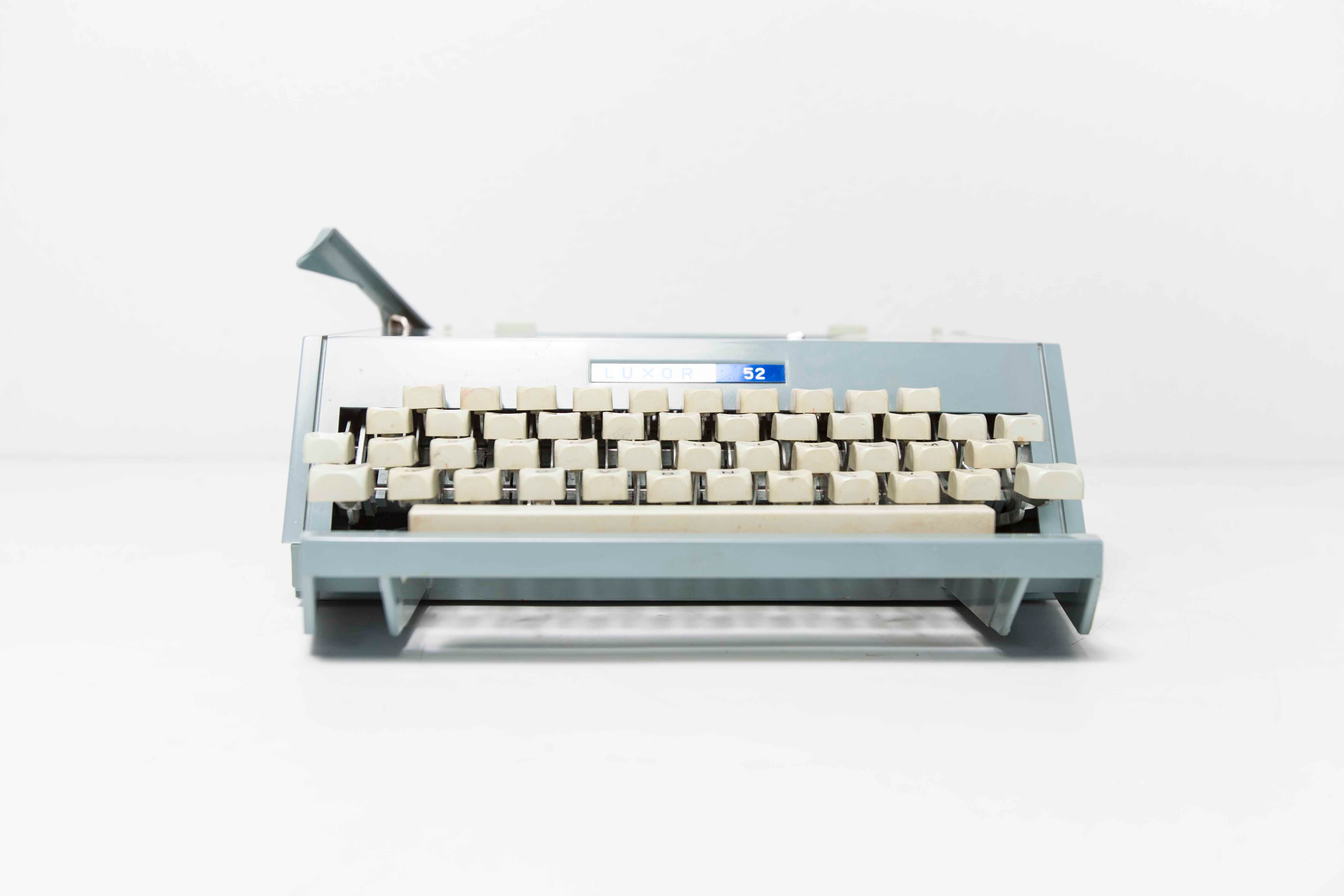 Revised Luxor 1980 typewriter