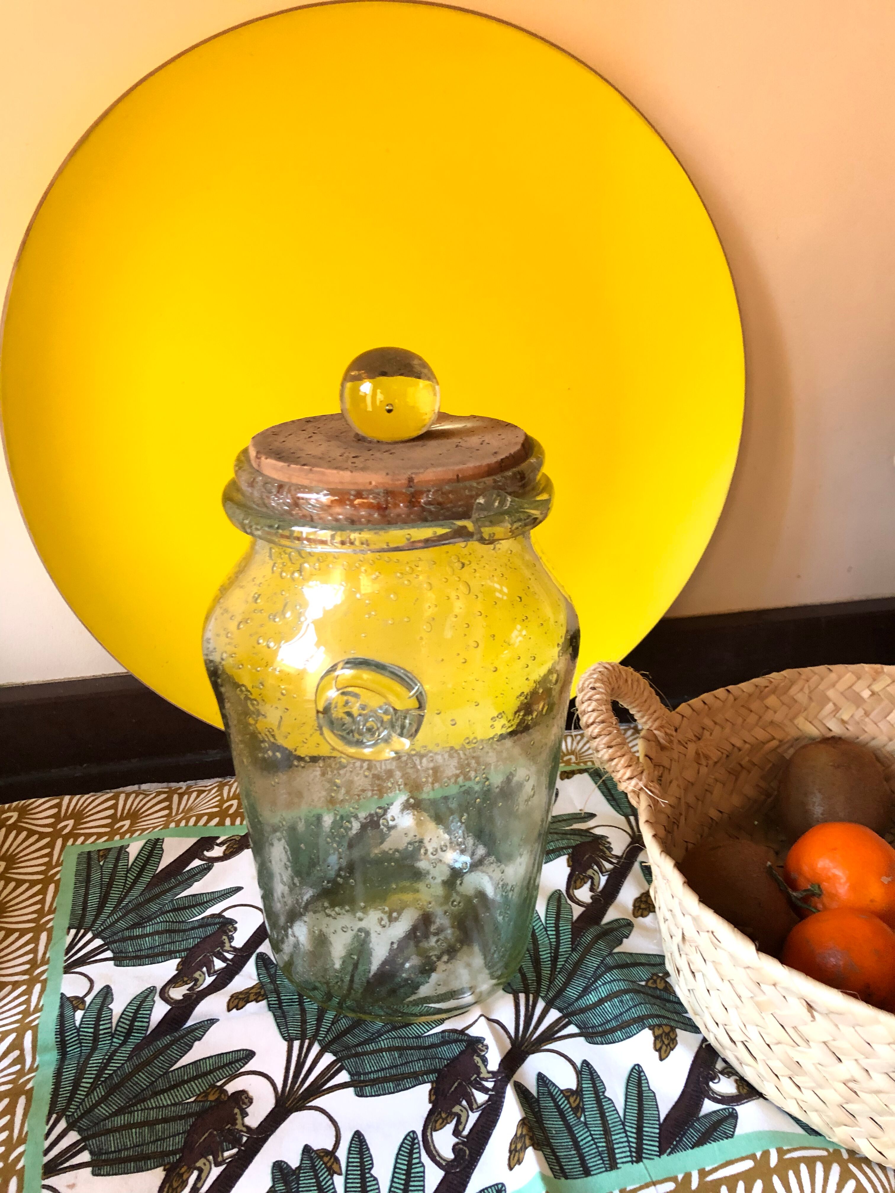 Biot jar in bubbled glass with cork stopper