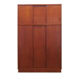 Armoire en teck, design danois, années 1970, production : Danemark