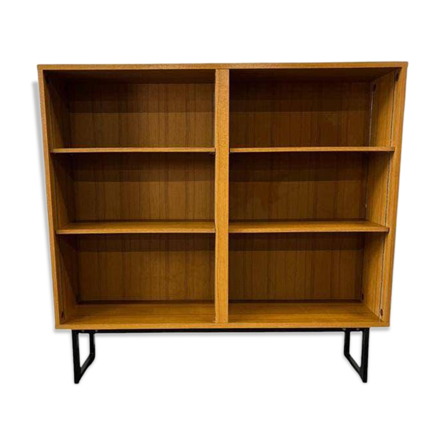 Vintage wooden shelf / bookcase / MEUROP shelf