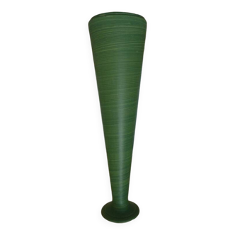 Grand soliflore en platre de couleur vert