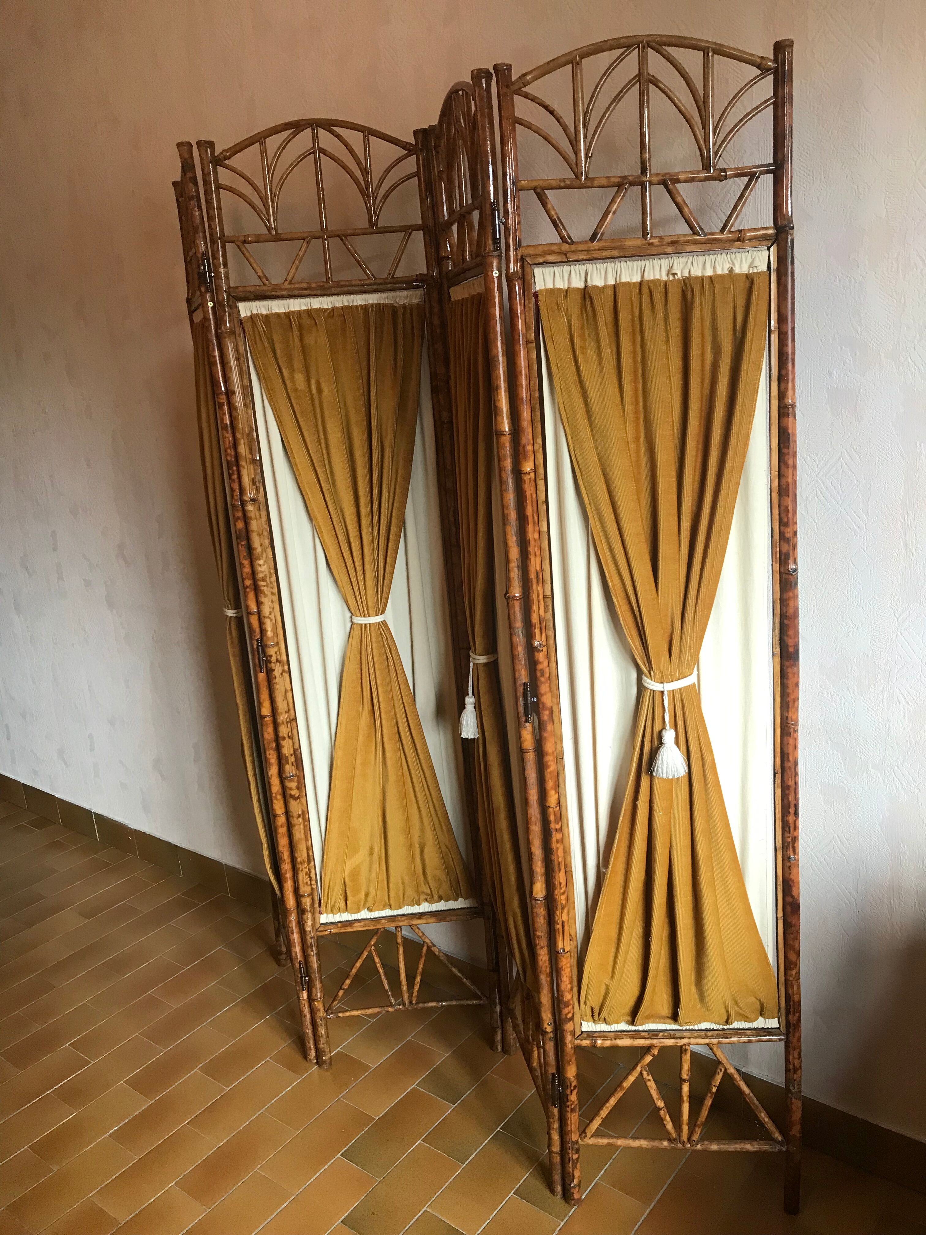 Bamboo and velvet screen