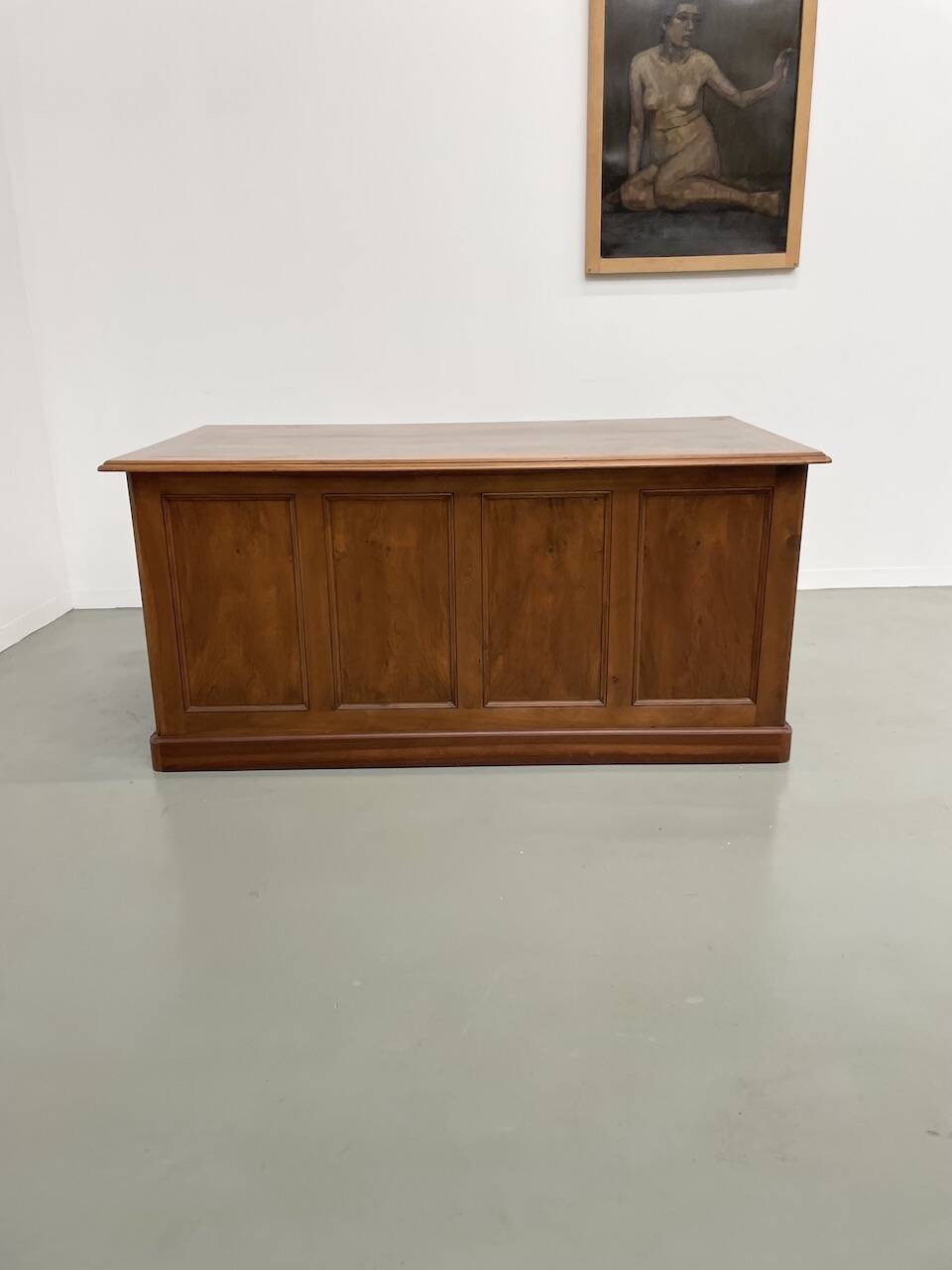 Comptoir ou bureau en noyer années 50