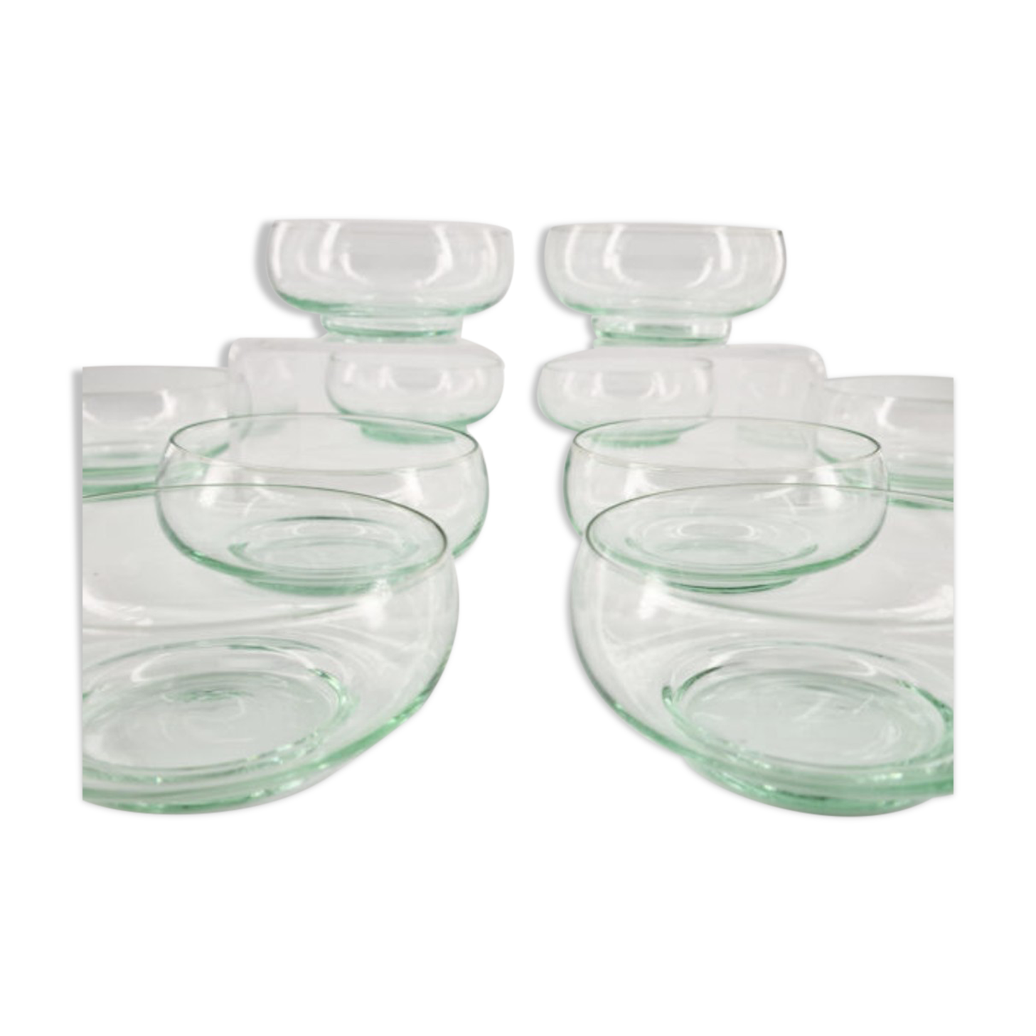 Suite of 10 Daum crystal cups