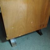 Asymmetrical cabinet