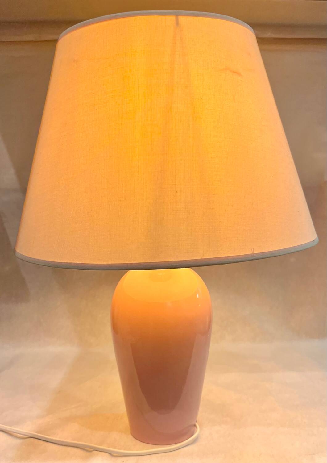 Pair of pink lamp feet