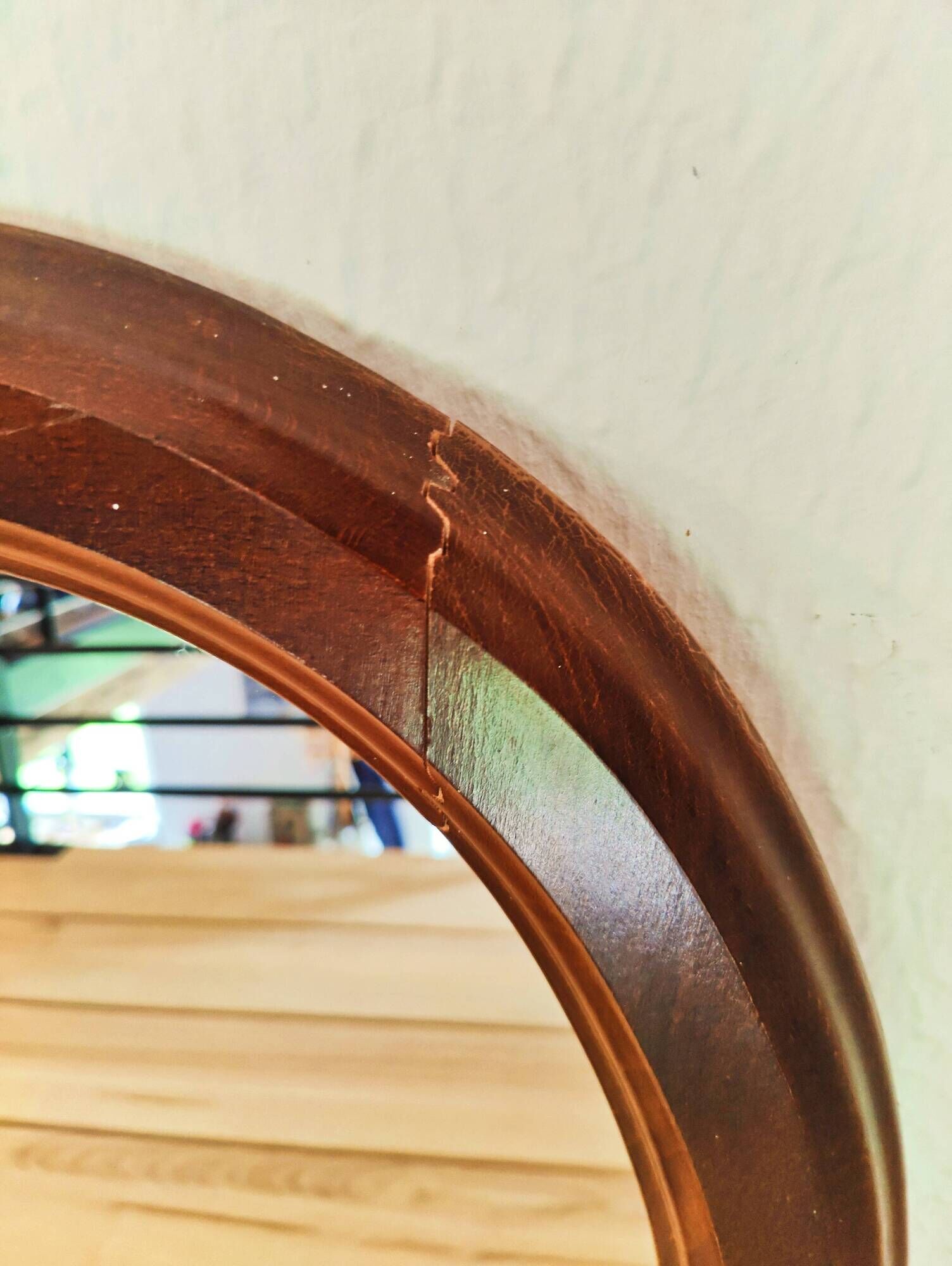 Antique oval mirror (12)