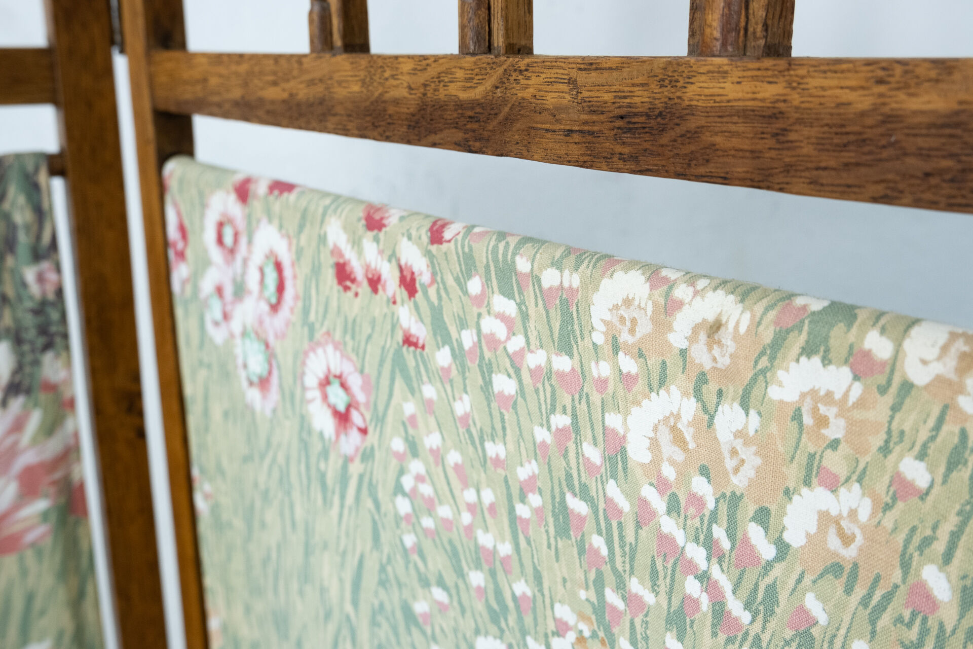 Art deco oak folding screen dutch