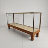 Comptoir de magasin ancien en laiton anglais – modèle étroit avec mesures en yards