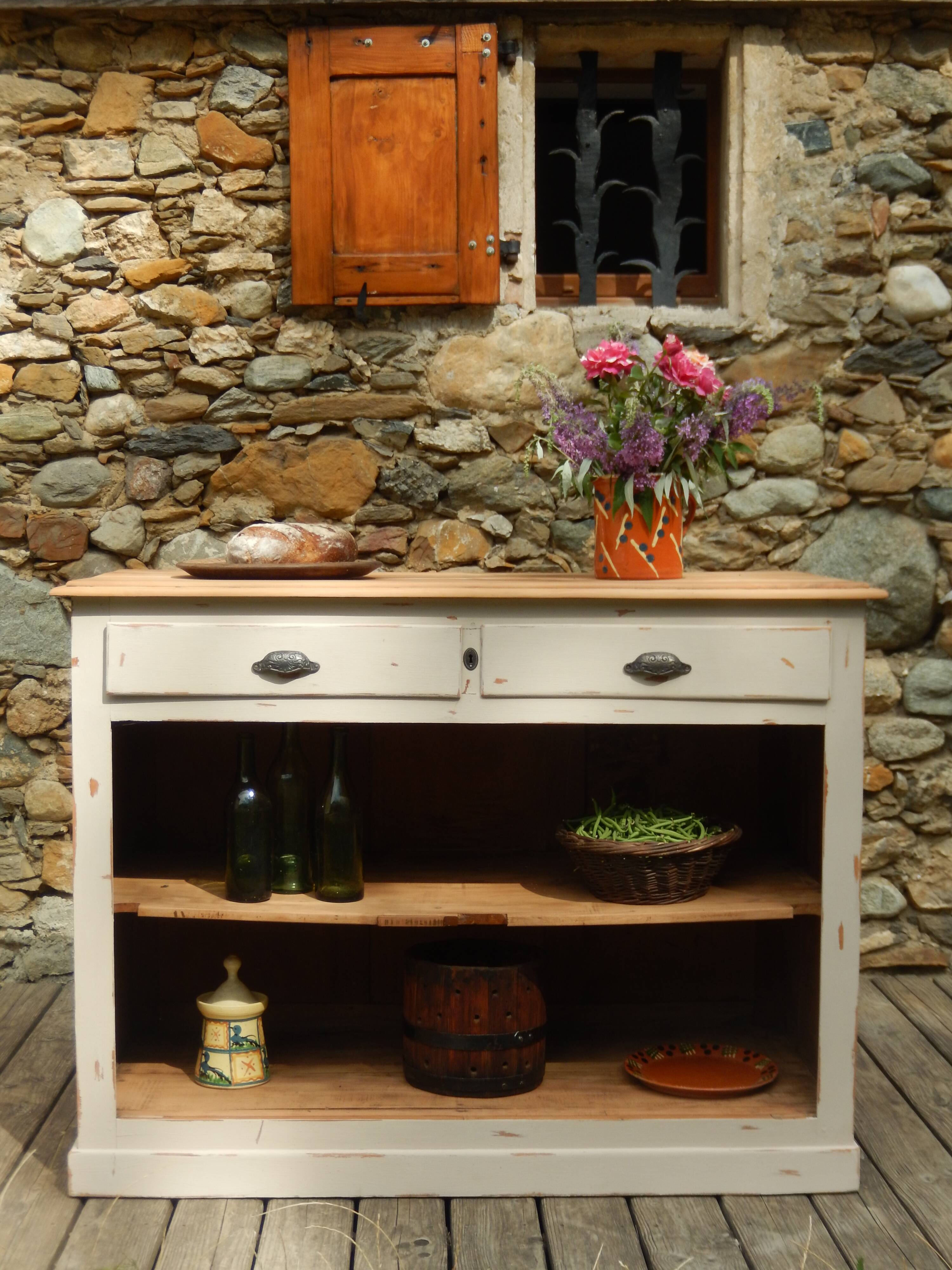 Superb buffet unit / counter / kitchen island in solid wood