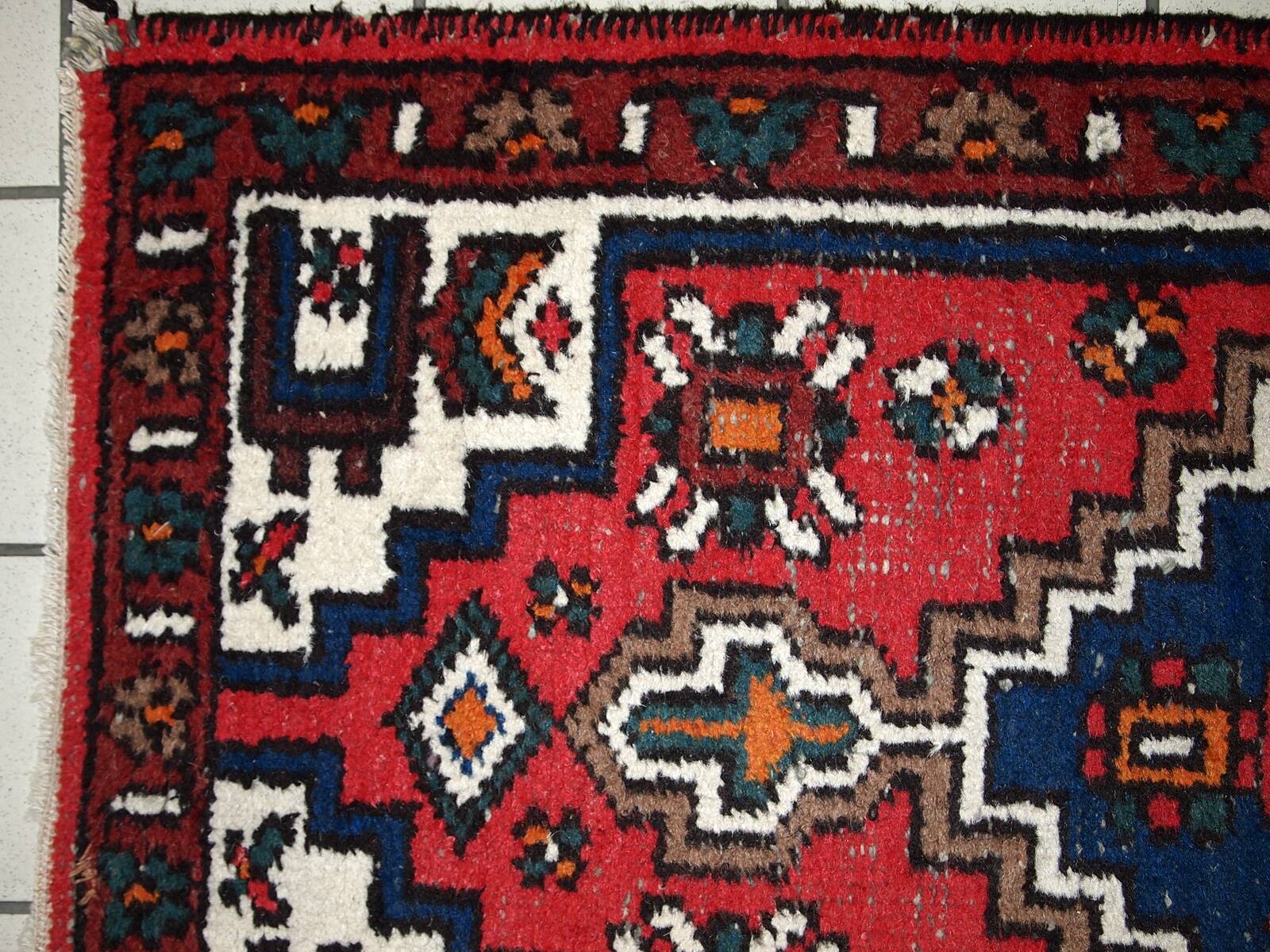 Tapis Vintage Hamadan en Laine, Années 1970, Élégance Traditionnelle