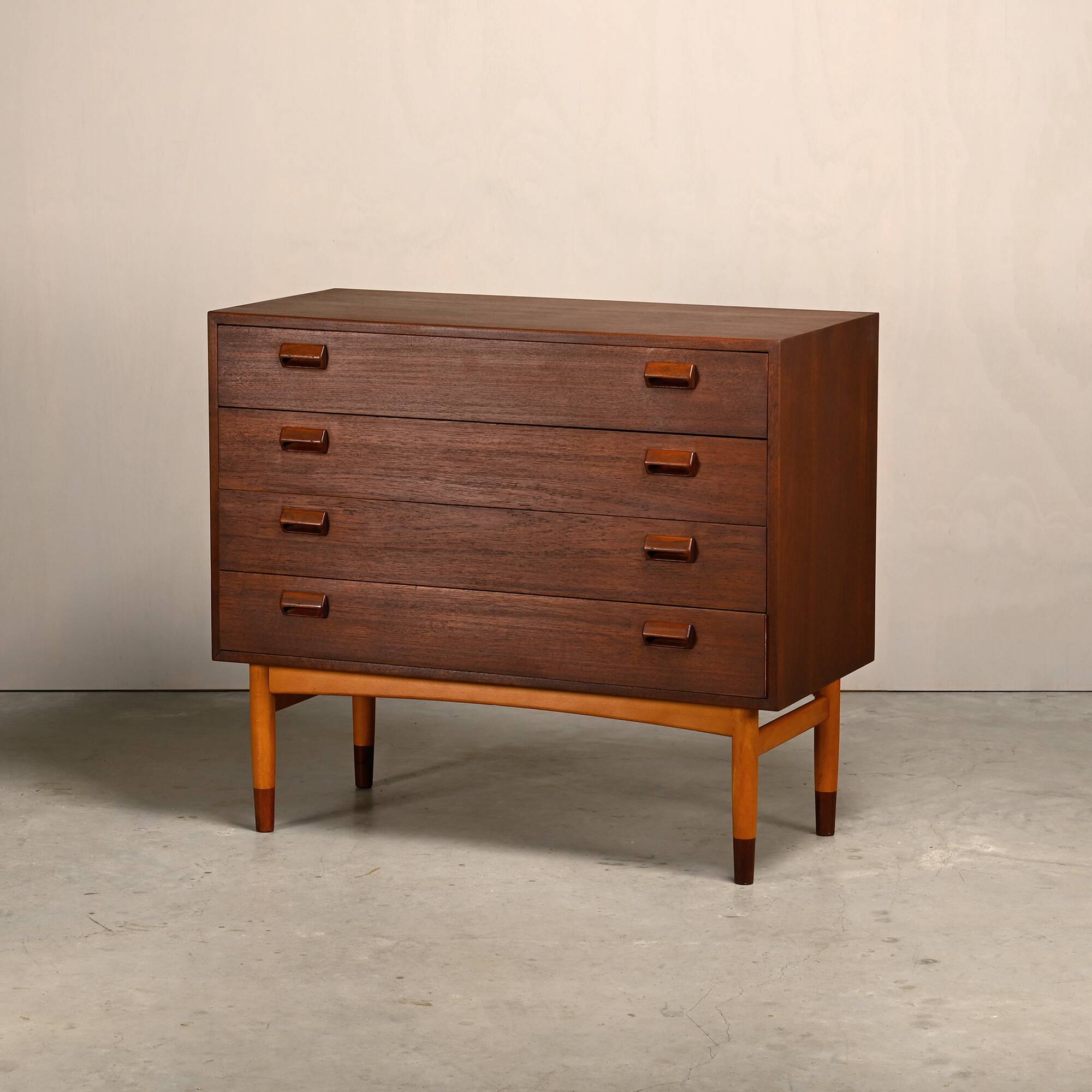 Commode en teck et hêtre de Børge Mogensen, Søborg Møbler