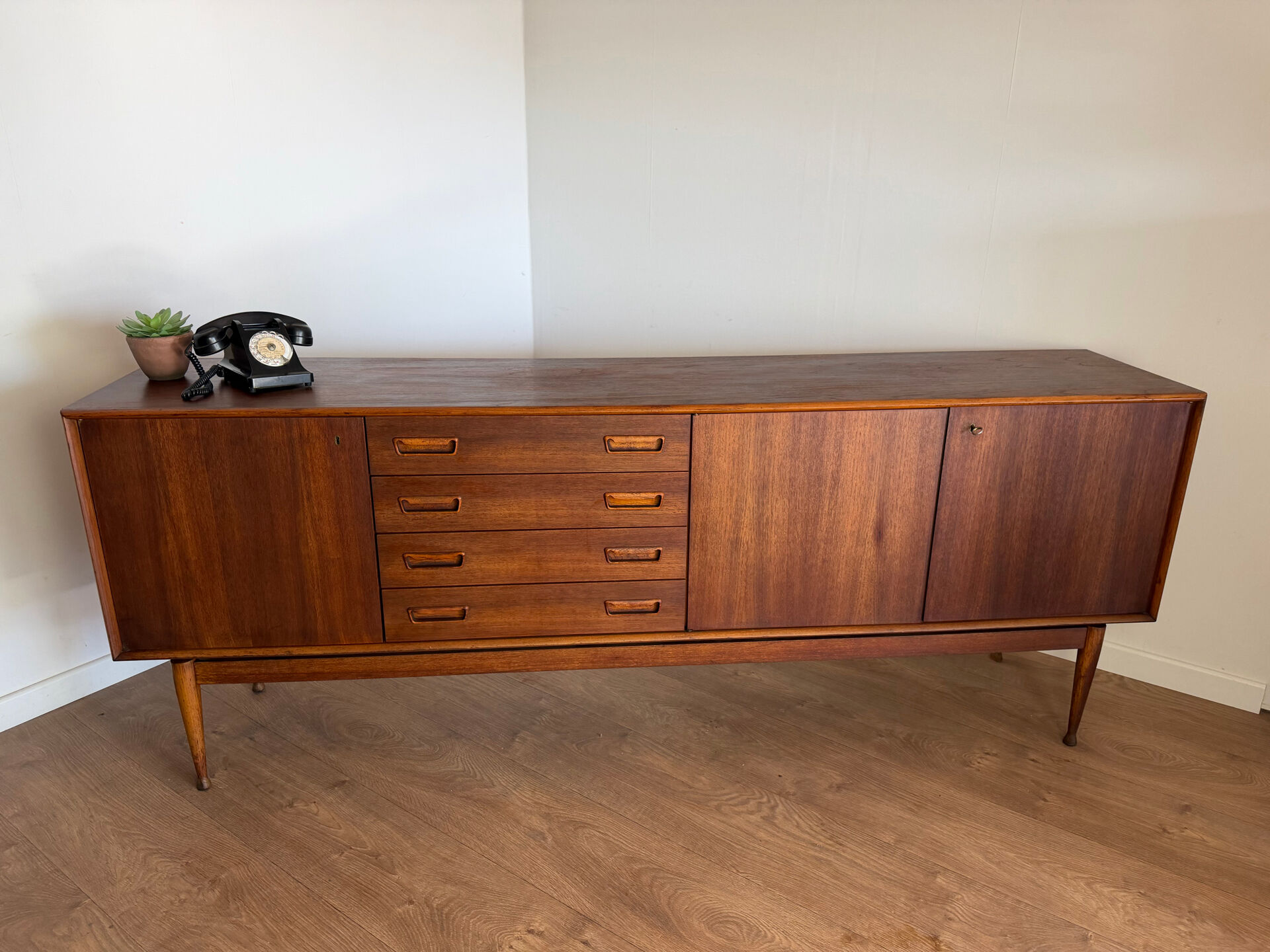 Superb Scandinavian teak sideboard from the 1960s.