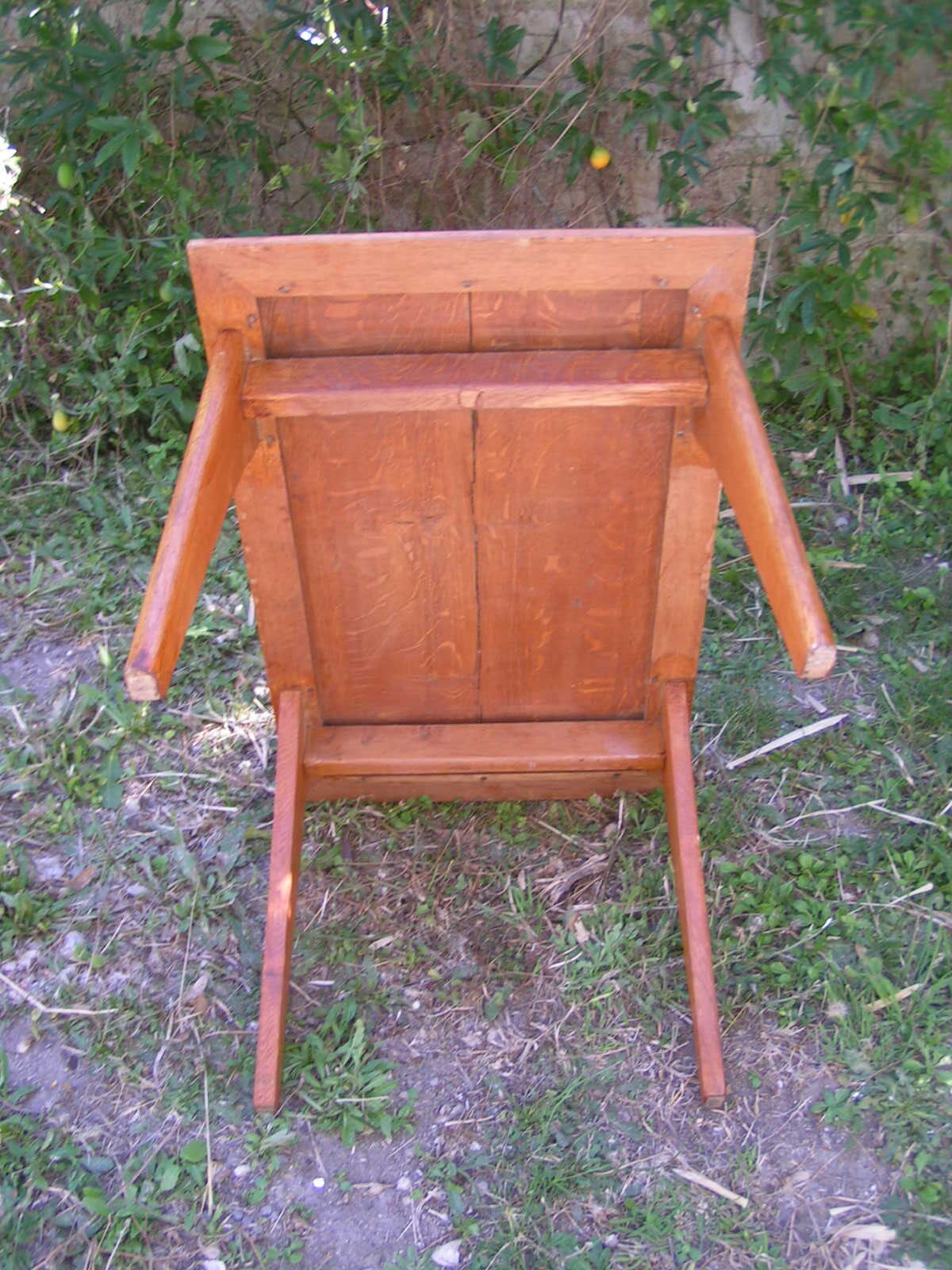 Living room coffee table 50s