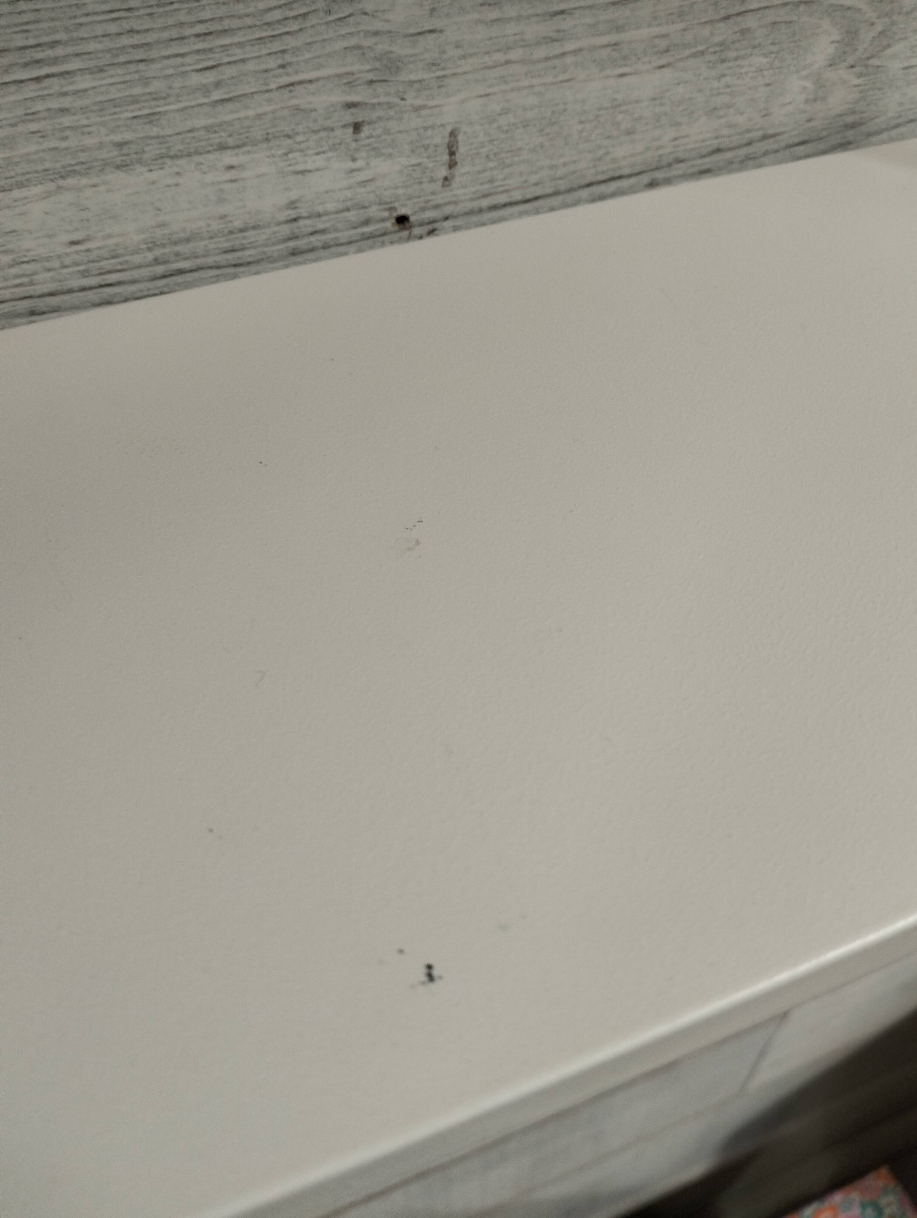 Metal wall shelf