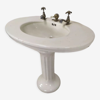 Porcelain sink washbasin on foot