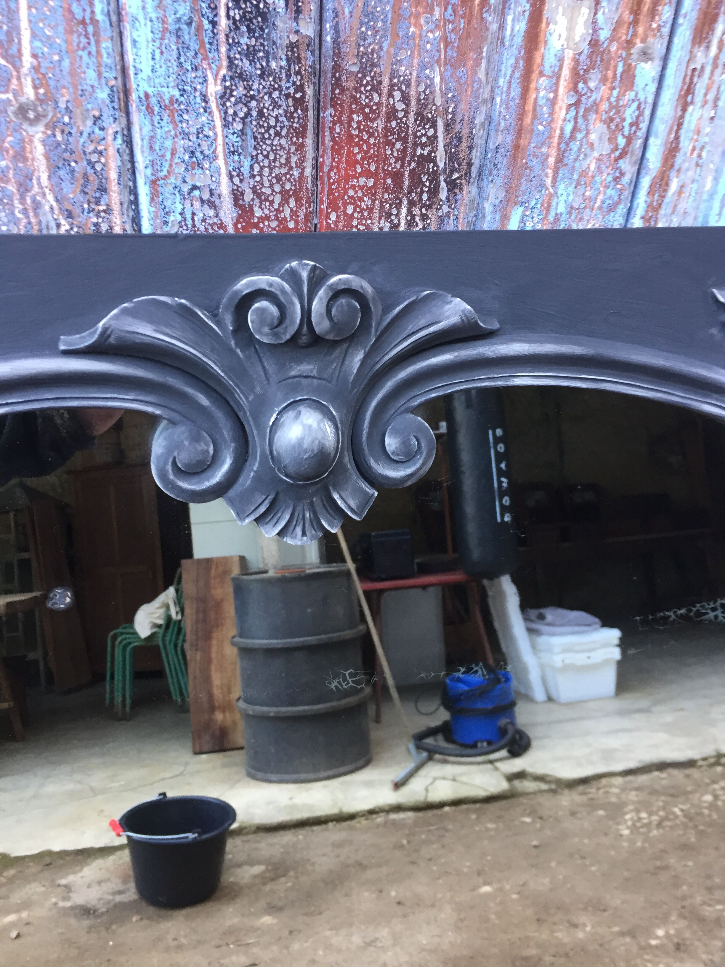Miroir patiné noir mat 82x135cm