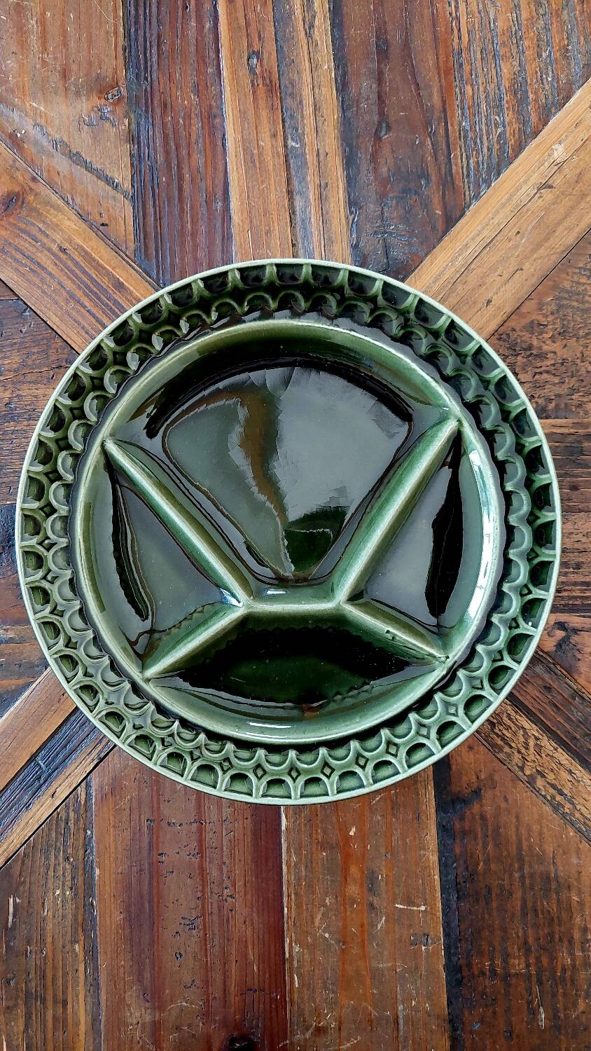Set of 6 Sarreguemines plates for Burgundy fondue