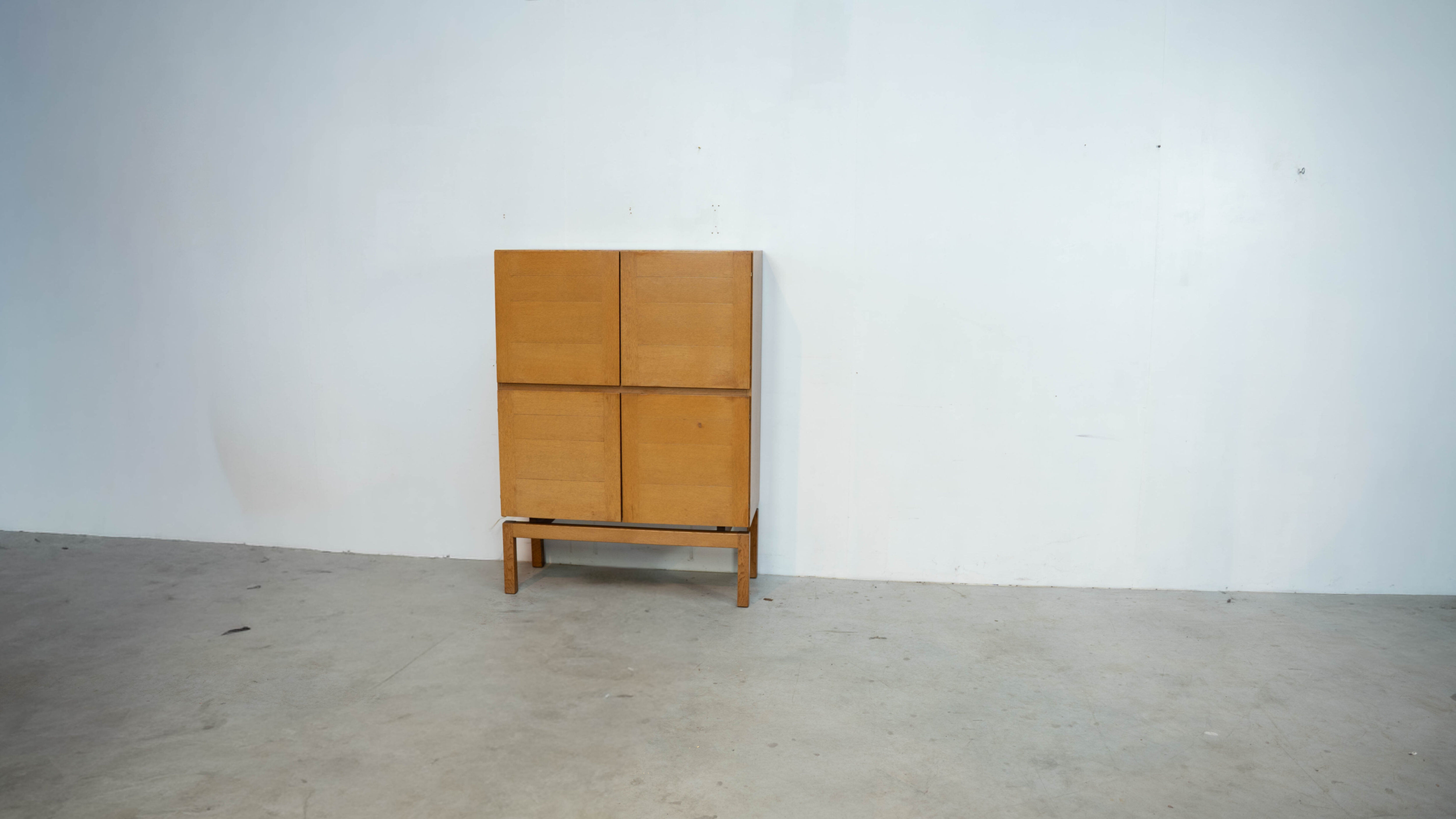 Belgian "Vanda" highboard