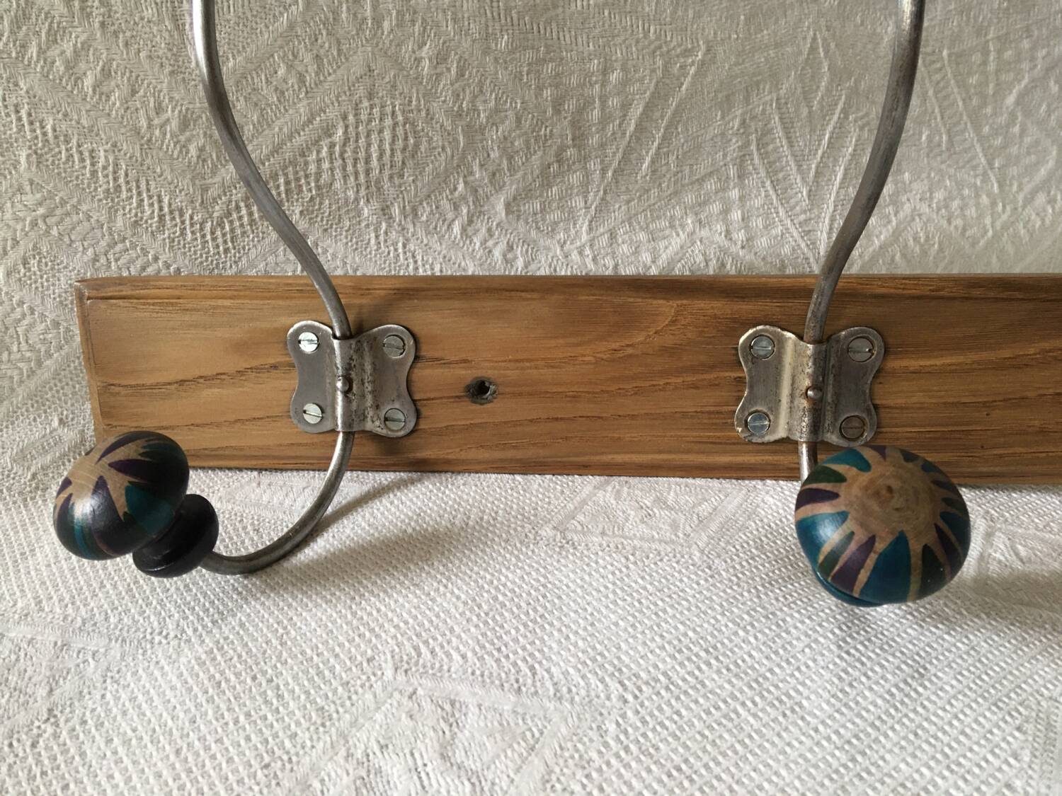 Wooden coat hook with 6 double hooks