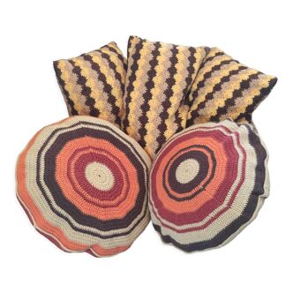 Ensemble de 5 coussins crochet laine années 1970