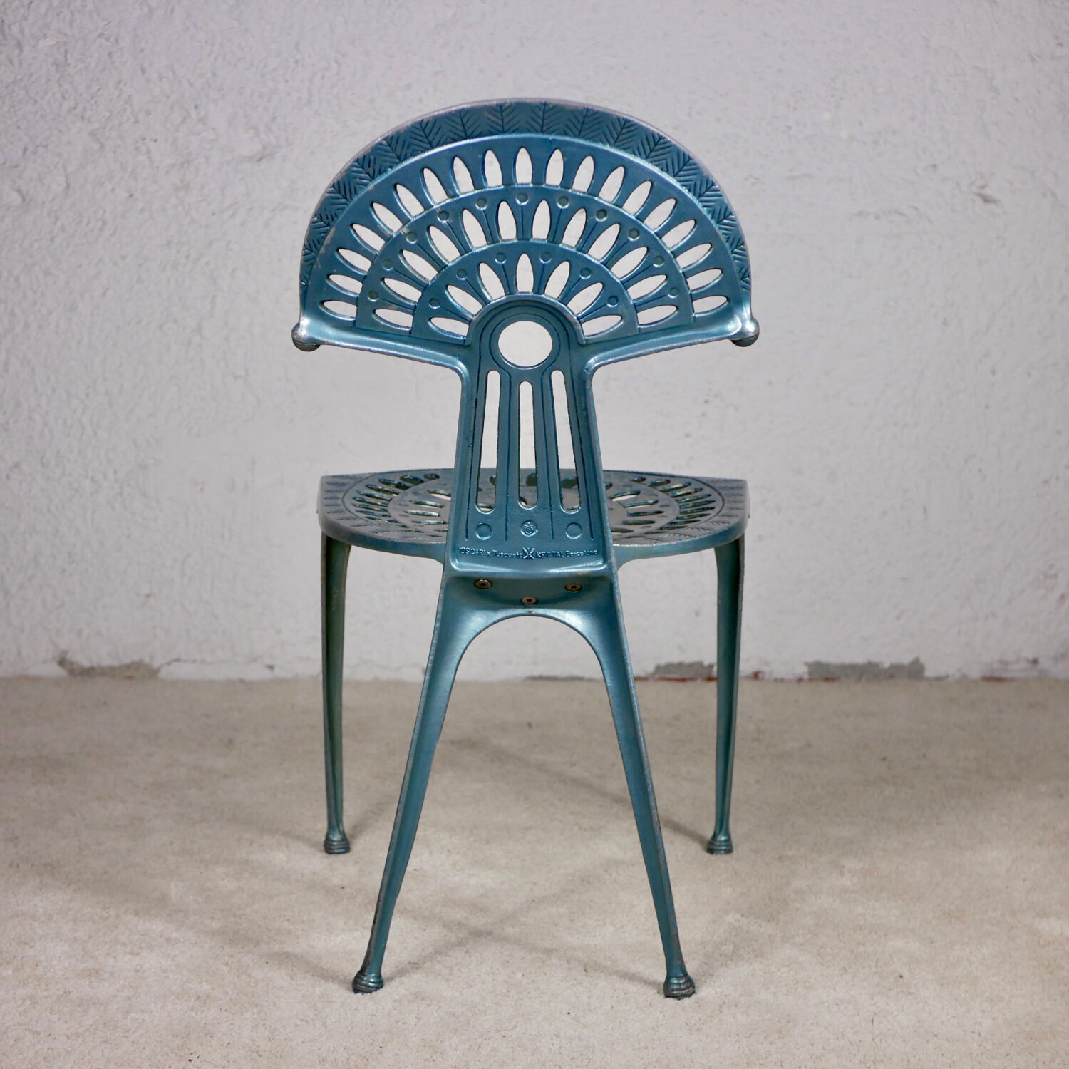Oscar model peacock chair by Oscar Tusquets Blanca for Kettal