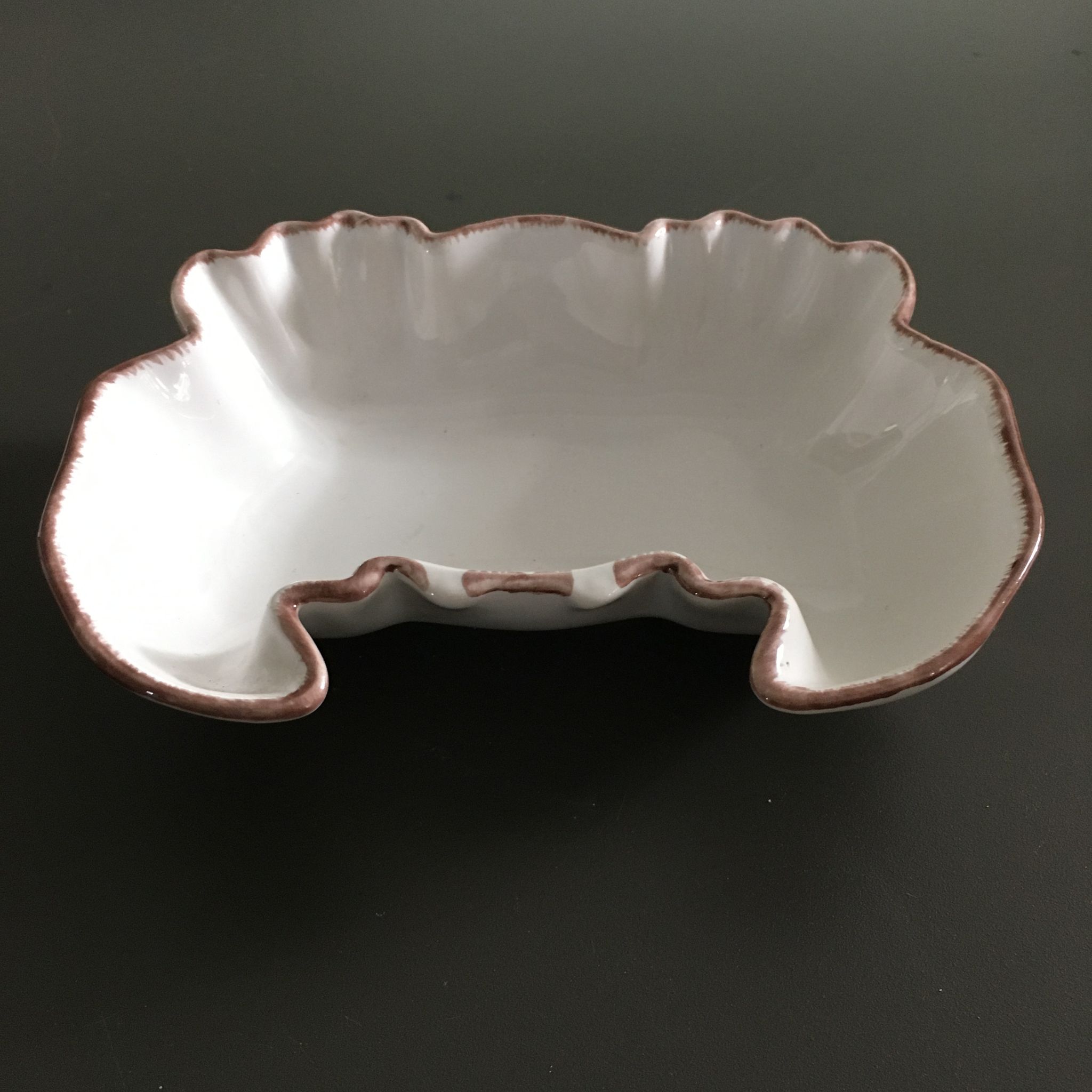 Stylised crab catchall tray