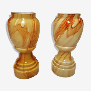 Paire de vases en verre