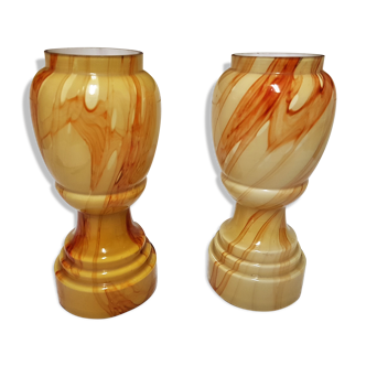 Paire de vases en verre