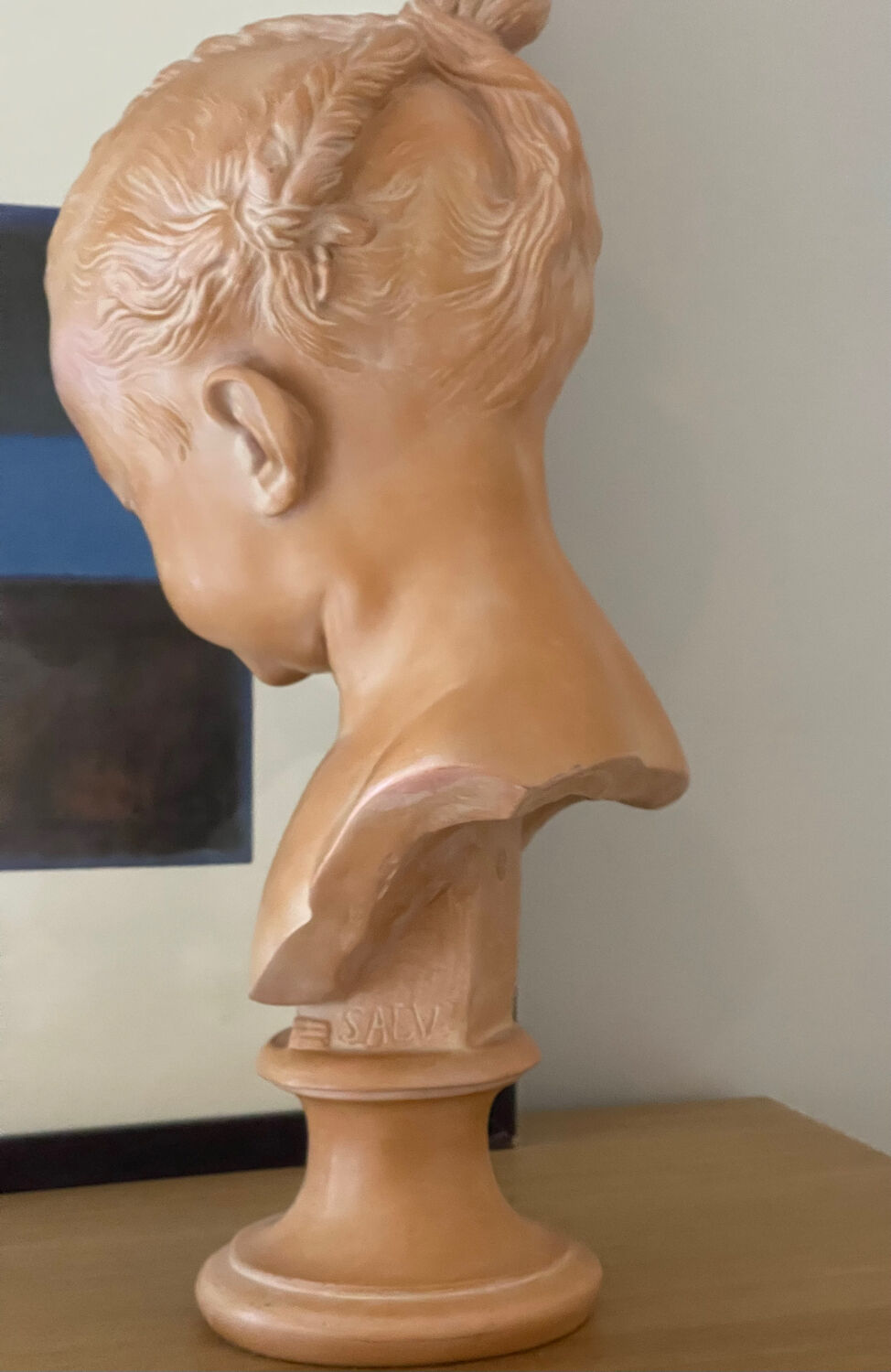 Bust of a little girl