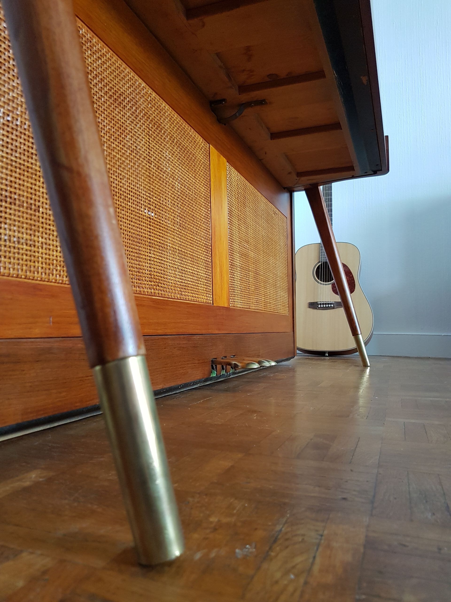 Piano Danois style Acrosonic par Baldwin