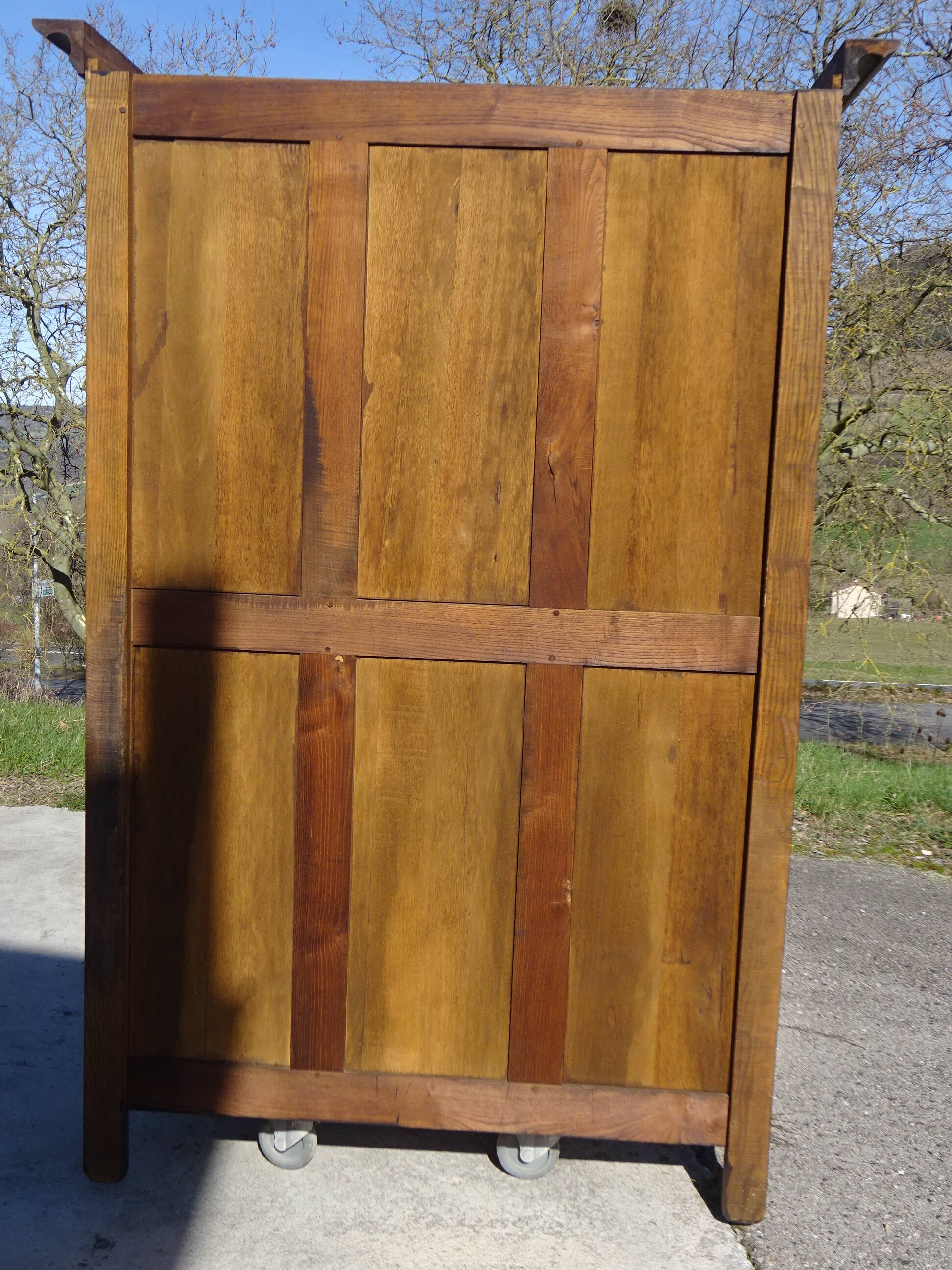 Solid oak wardrobe, Renaissance style