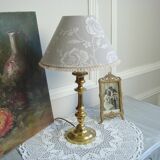 Lampe en laiton avec son abat-jour fait main avec motifs de fleurs