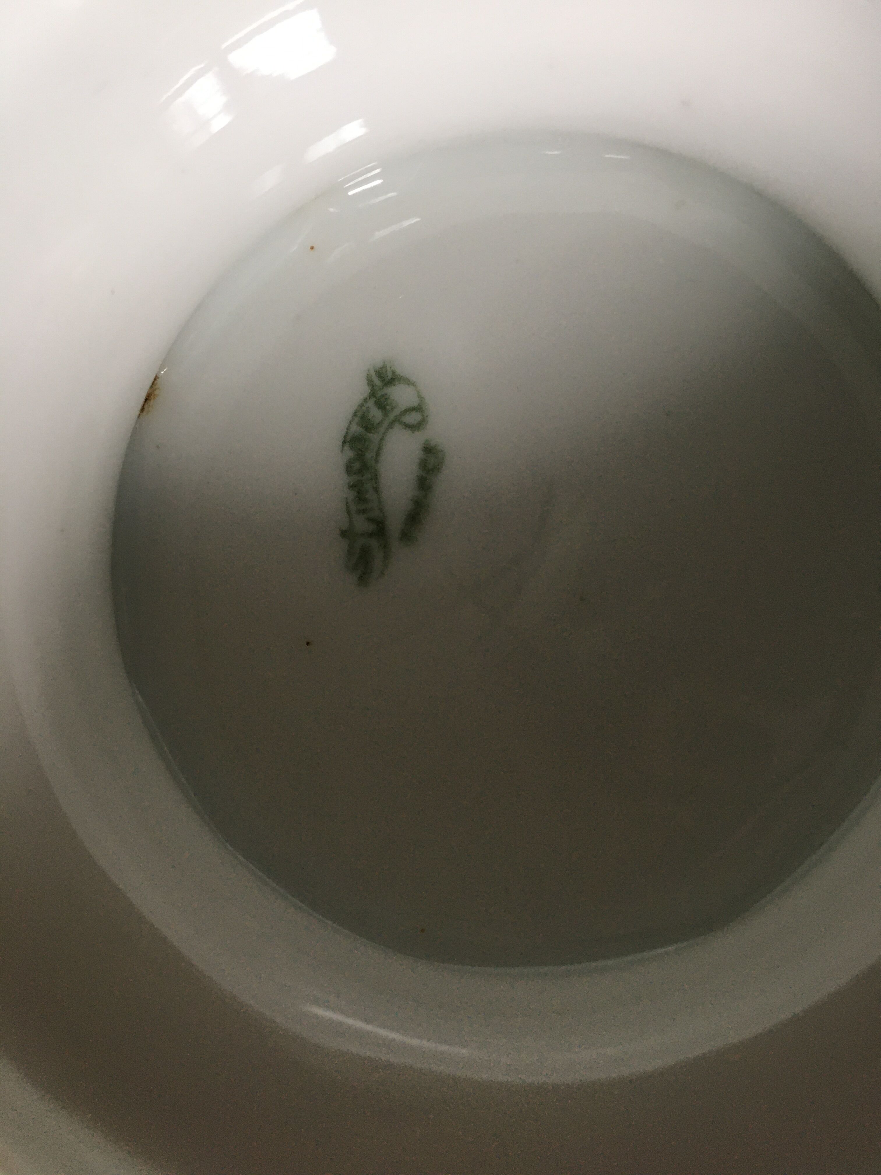 White broth bowl and salad bowl