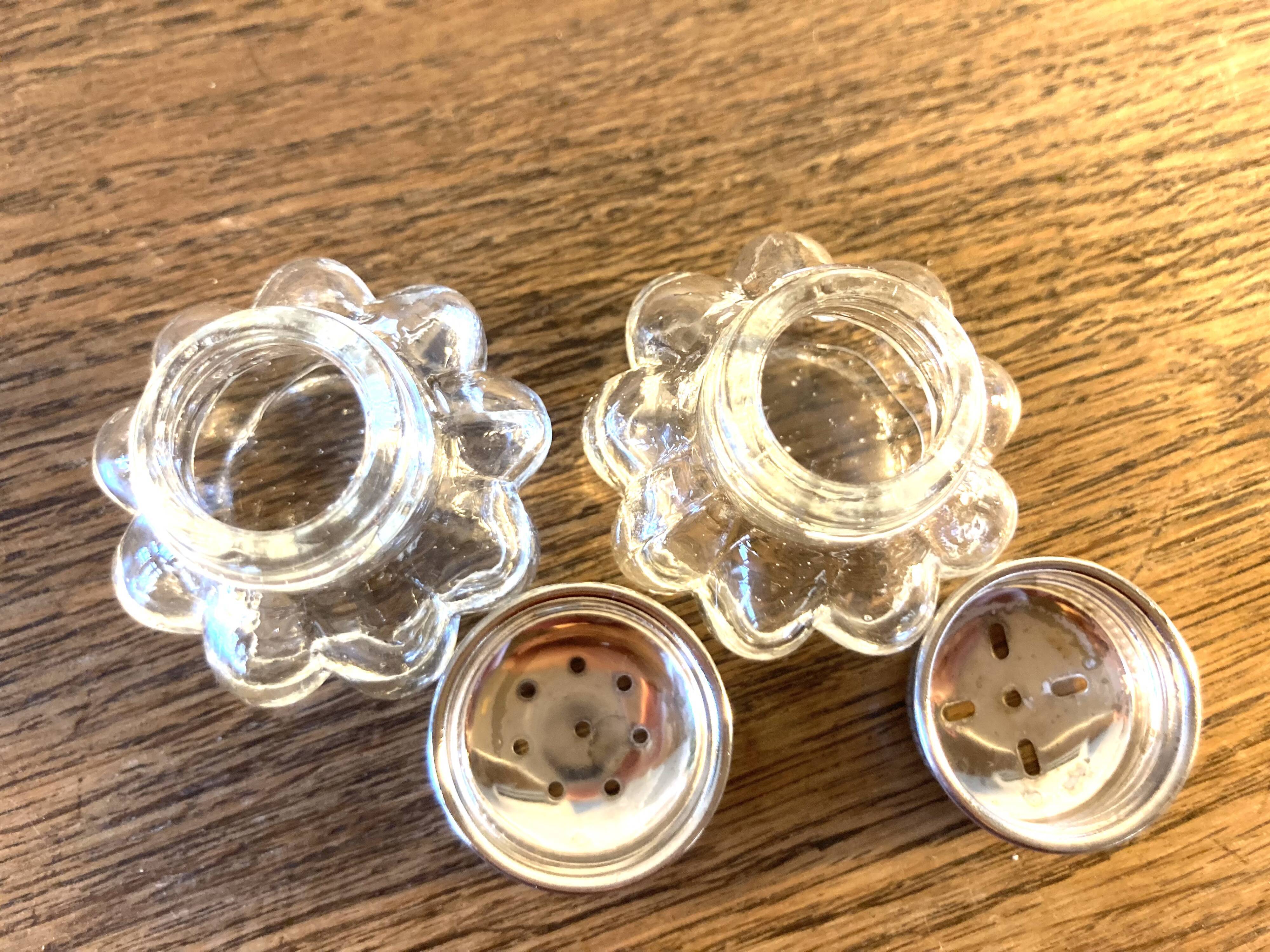 Salt and pepper shakers - 50s
