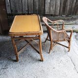 Anciens Fauteuil & Bureau Pour Enfant