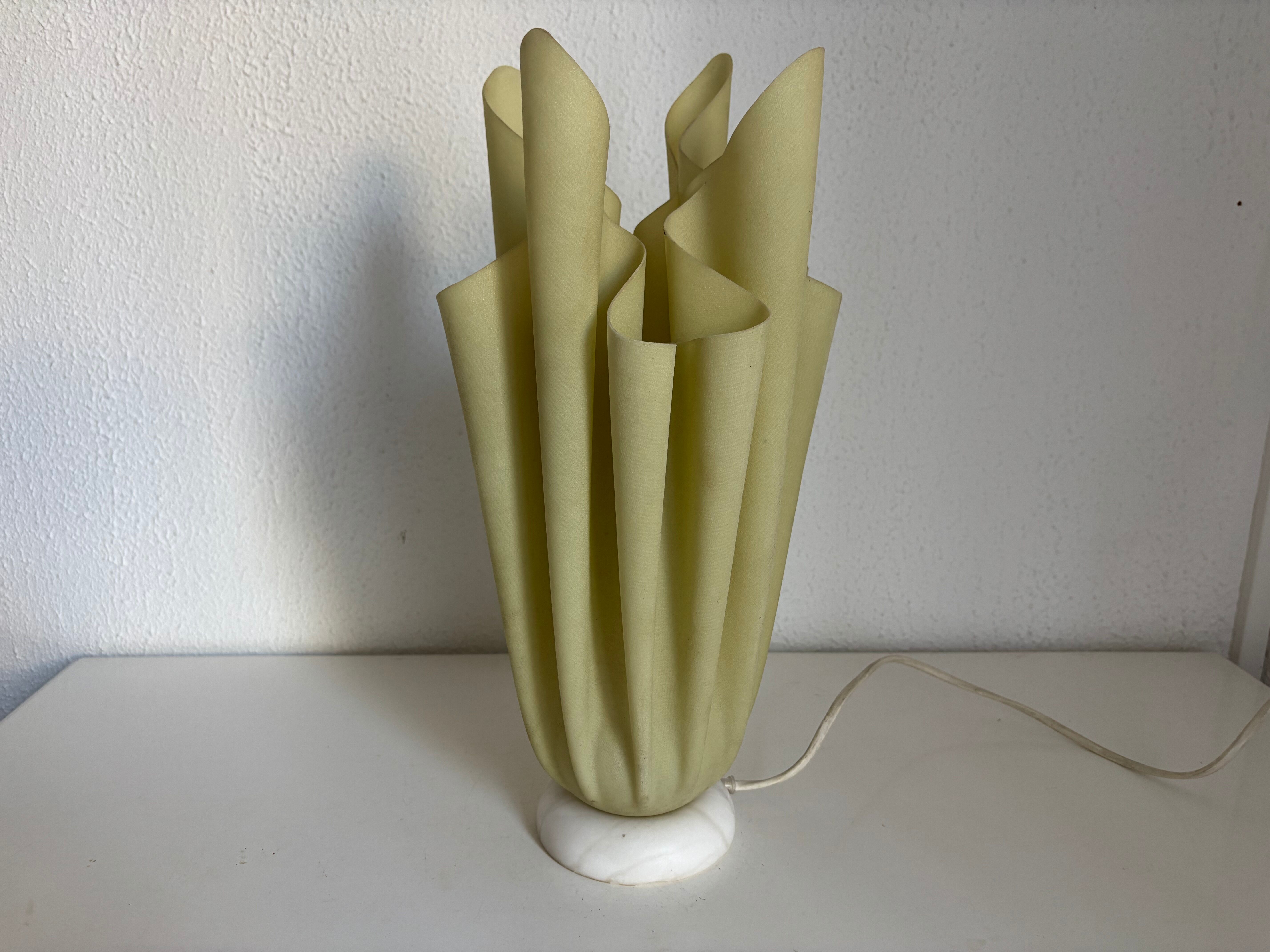 Lampe vintage 1970 de table Ophélie Georgia Jacob vert amande - 37 cm