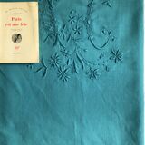 Ancient linen and emerald-tinged cotton