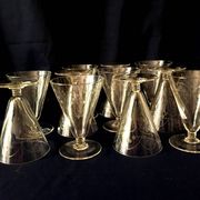 Set of 10 engraved glass water glasses from the 1930s 1940s tabletop art