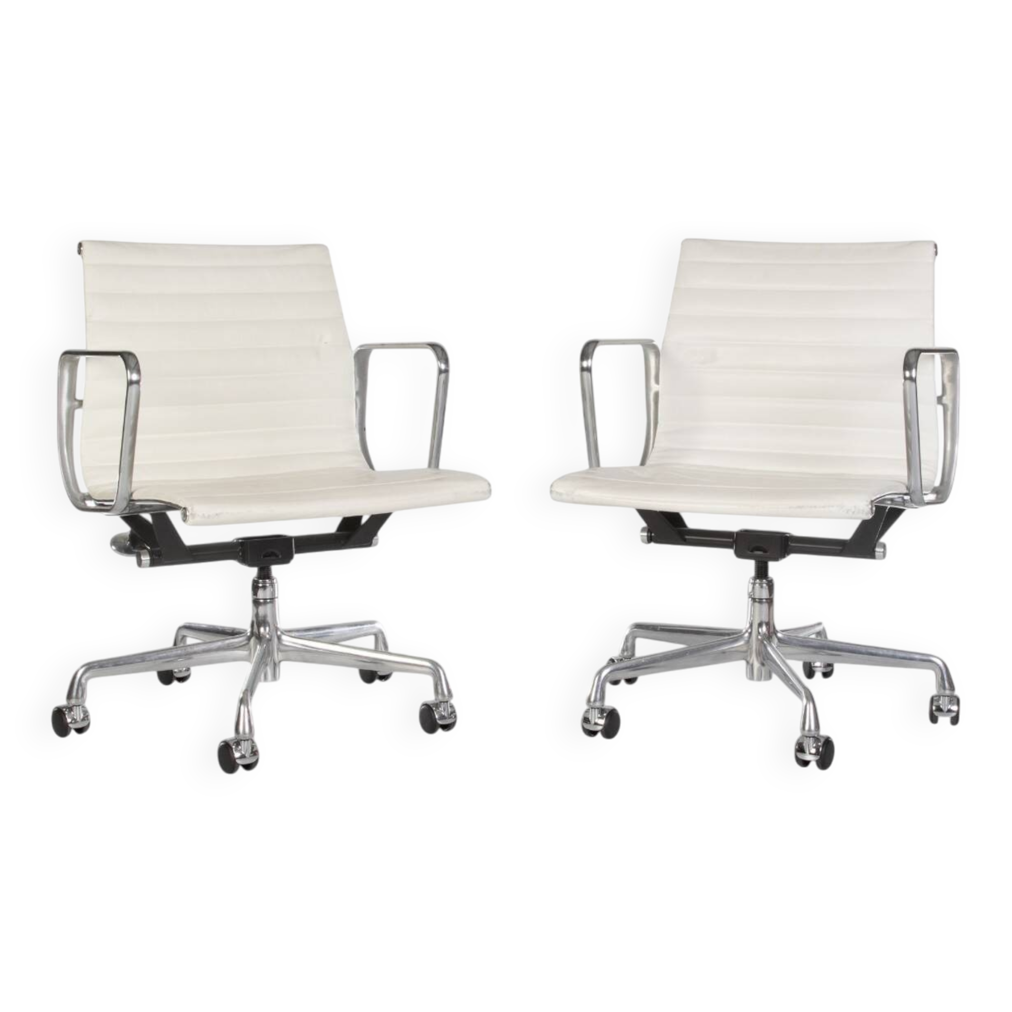 Paire blanche (2) de bases à roulettes pour chaise de bureau Herman Miller Original Eames EA335