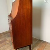 Scandinavian secretary